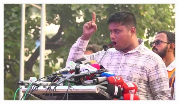 শহীদ মিনারে ভারতের বিরুদ্ধে যে হুঁশিয়ারি দিলেন হাসনাত আব্দুল্লাহ