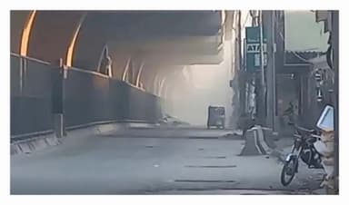 পেশোয়ারে এফসি সদর দপ্তরে আত্মঘাতী হামলা: তিন সন্ত্রাসী নিহত, শহীদ ৩ এফসি সদস্য