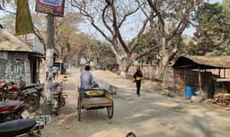 পোস্টারহীন নির্বাচনে বদলে গেছে সিরাজগঞ্জ-৩-এর দৃশ্যপট