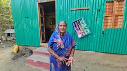 তারেক রহমানের উপহার দেয়া জন্মান্ধ গফুর মল্লিকের বাড়িতে হামলা ও লুটপাট