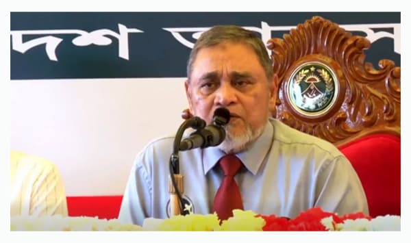 দেশ এখন এক গুরুত্বপূর্ণ রাজনৈতিক মোড়ে দাঁড়িয়ে আছে: সিইসি