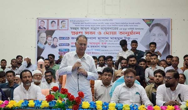 মান্নান তালুকদারের অসমাপ্ত উন্নয়নকাজ বাস্তবায়নের অঙ্গীকার টুকুর
