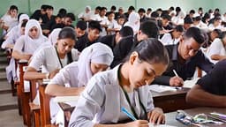 বন্যা দুর্যোগে চট্টগ্রাম বোর্ডের শনিবারের এইচএসসি পরীক্ষা স্থগিত ঘোষণা