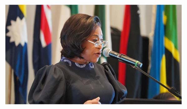 জাতীয় নির্বাচনের আগে ঢাকায় কমনওয়েলথ মহাসচিব শার্লি বচওয়ে