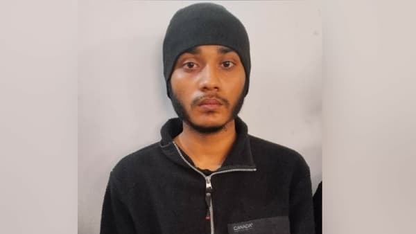 আশুলিয়ায় পুলিশের ওপর হামলা, গ্রেপ্তার ১