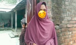 বিরামপুরে বিয়ের দাবীতে অনশনে কলেজ পড়ুয়া শিক্ষার্থী