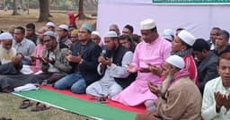 খালেদা জিয়ার রোগমুক্তি কামনায় হিলিতে দোয়া মাহফিল