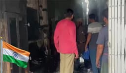 পশ্চিমবঙ্গে হোটেলে ভয়াবহ আগুন, প্রাণ গেল ছয় পুণ্যার্থীর