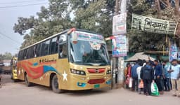 তুচ্ছ ঘটনাকে কেন্দ্র করে গোপালপুর-ঢাকা রুটে বাস চলাচল বন্ধ