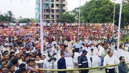 প্রধানমন্ত্রী পৌঁছানোর আগেই শ্রীমঙ্গলে জনসমুদ্র