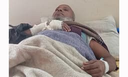 কাউখালীতে মাদক কারবারে বাধা, ইউপি সদস্যকে কুপিয়ে জখম