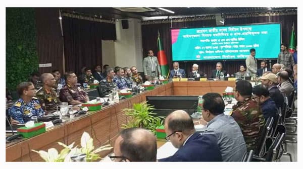 নিরাপত্তা কৌশল চূড়ান্ত করতে আইনশৃঙ্খলা বাহিনীর সঙ্গে দ্বিতীয় দফা বৈঠকে ইসি