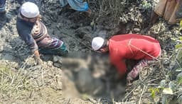 কলাপাড়ায় নিখোঁজের পর খালের চড়ে পুতে রাখা যুবকের লাশ উদ্ধার