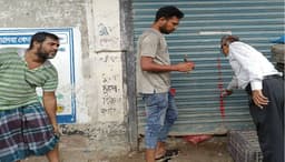 আ.লীগ নেতার দখলে সরকারি খাল! সিমানা নির্ধারনেই সীমাবদ্ধ উদ্ধার কাজ