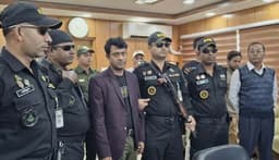 নোয়াখালীতে আনসার ভিডিপি ব্যাংকের কোটি টাকা আত্মসাৎ, ব্যবস্থাপক গ্রেপ্তার