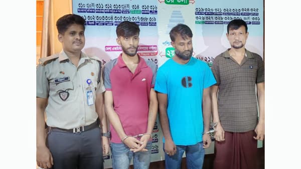 নোয়াখালীতে তিন যুবকের মাদক সেবনে তাৎক্ষণিক কারাদণ্ড