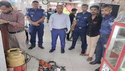 দেবীদ্বারে তিন হোটেলে পচা খাবার, জরিমানা