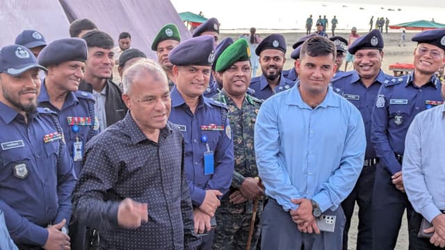 আগের চেয়ে পুলিশের মনোভাব ও মনোবল বৃদ্ধি পেয়েছে: স্বরাষ্ট্র উপদেষ্টা