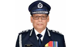 পদত্যাগ করলেন আইজিপি বাহারুল আলম
