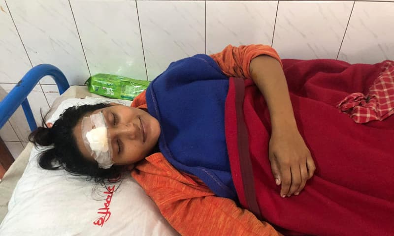 রাজবাড়ীতে জমি-জমা বিরোধের জেরে গৃহবধূকে মারধর