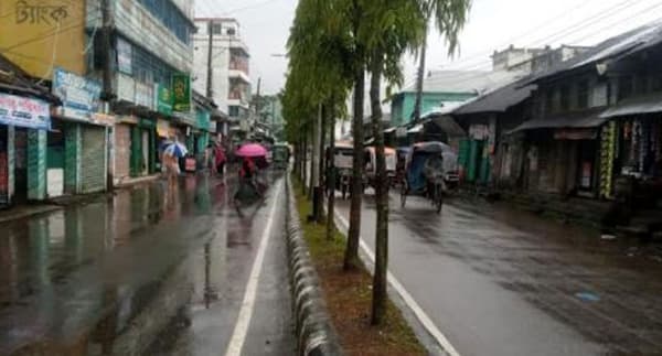 শীতের তীব্রতার মাঝেই বরগুনায় বৃষ্টি