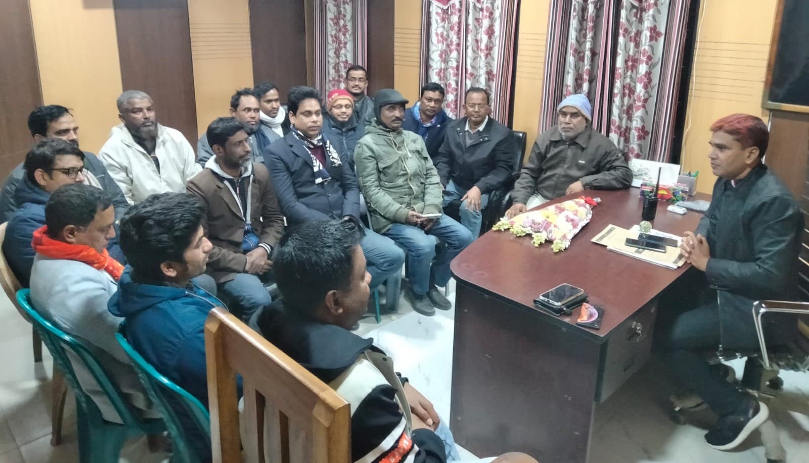 ভূরুঙ্গামারীতে সাংবাদিকদের সাথে নবাগত ওসির মতবিনিময়