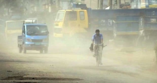 বায়ুদূষণে আজও শীর্ষে ঢাকা