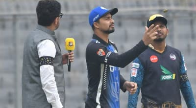 টস হেরে ব্যাটিংয়ে রংপুর