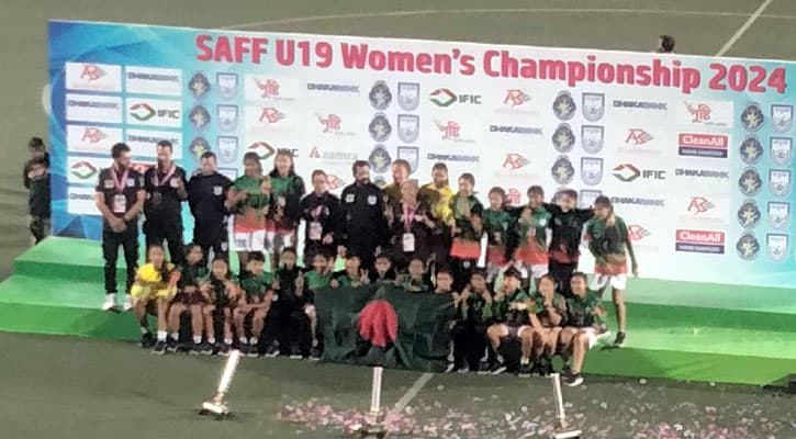 প্রতিবাদ করে শিরোপা উদ্ধার করল বাংলাদেশ, যৌথ চ্যাম্পিয়ন দুই দল