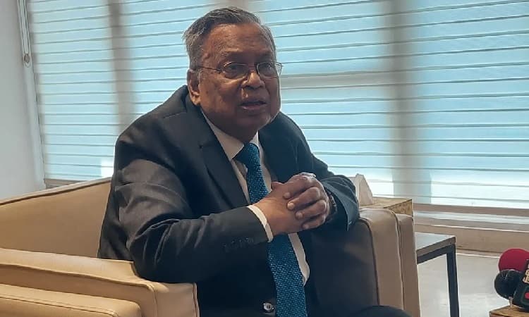 বাংলাদেশে সংকট আছে, আমরা ওভারকাম করছি: অর্থমন্ত্রী