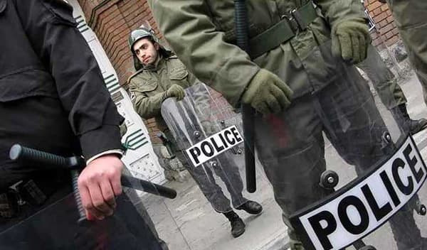 ইরানে একই পরিবারের ১২ স্বজনকে গুলি করে হত্যা