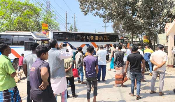 জামালপুরে বাসের সাথে অটোরিকশার ধাক্কায় নিহত ১, আহত ৩