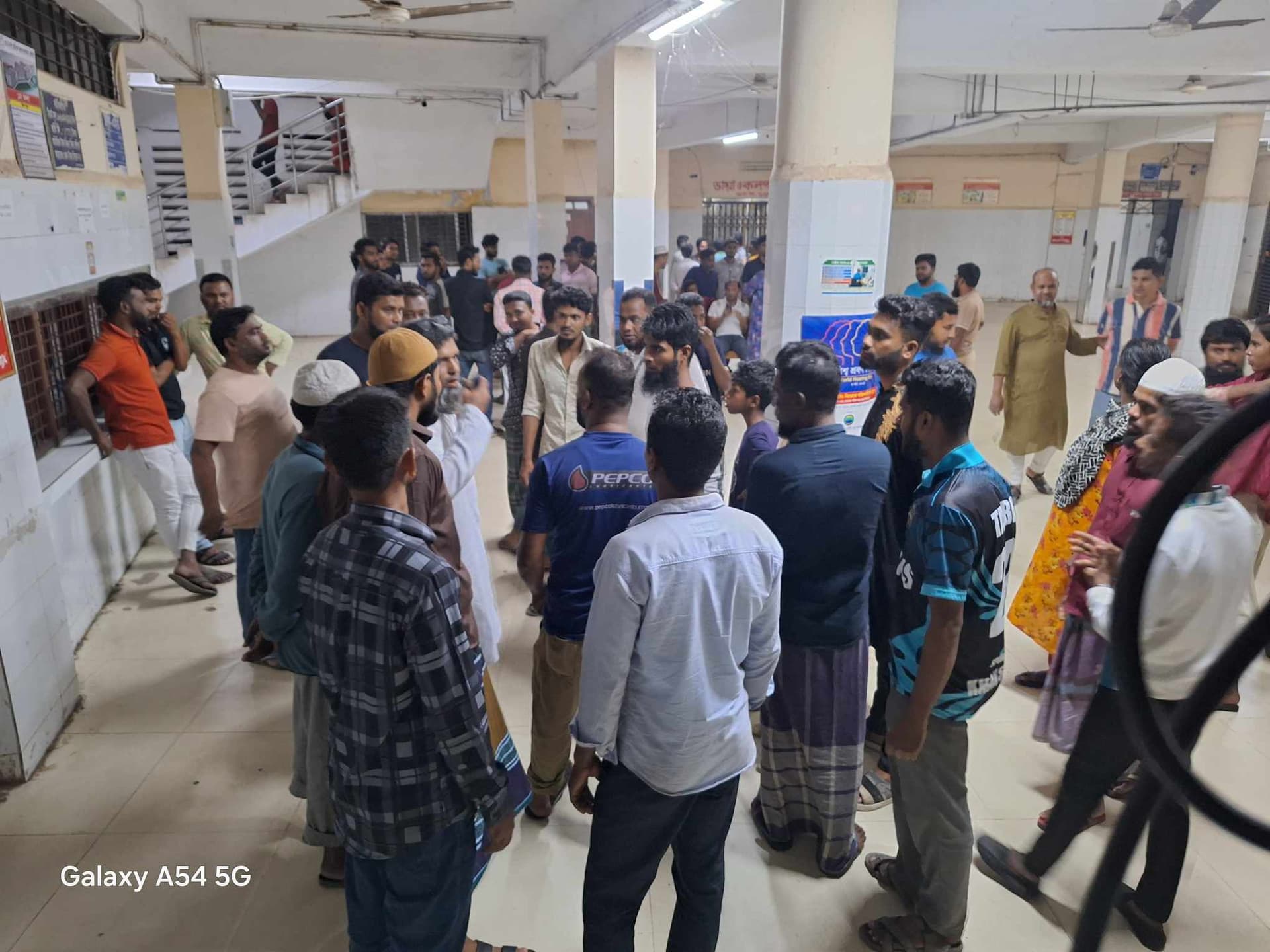 বরিশালে যুবদল কর্মীকে কুপিয়ে হত্যা