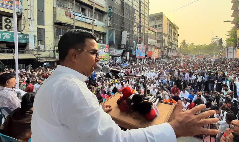 দ্রব্যমূল্য কমাতে প্রধানমন্ত্রী অক্লান্ত পরিশ্রম করছেন: সাঈদ খোকন