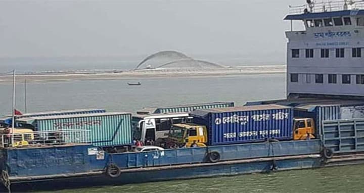 ঈদের ৬ দিন ফেরিতে ট্রাক-কাভার্ডভ্যান পারাপার বন্ধ