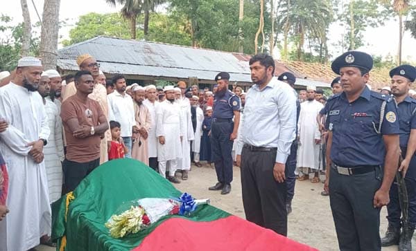 বীর মুক্তিযোদ্ধা মান্নান সিকদার আর নেই, রাষ্ট্রীয় মর্যাদায় দাফন