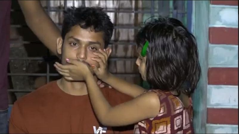 তুচ্ছ ঘটনায় দুই ভাইকে কুপিয়ে হত্যা