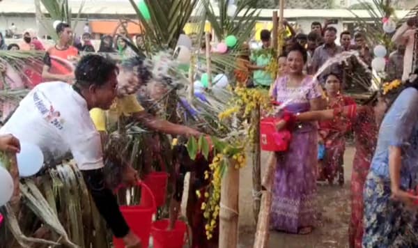 কুয়াকাটায় ৩ দিনব্যাপী জলকেলি উৎসব শুরু