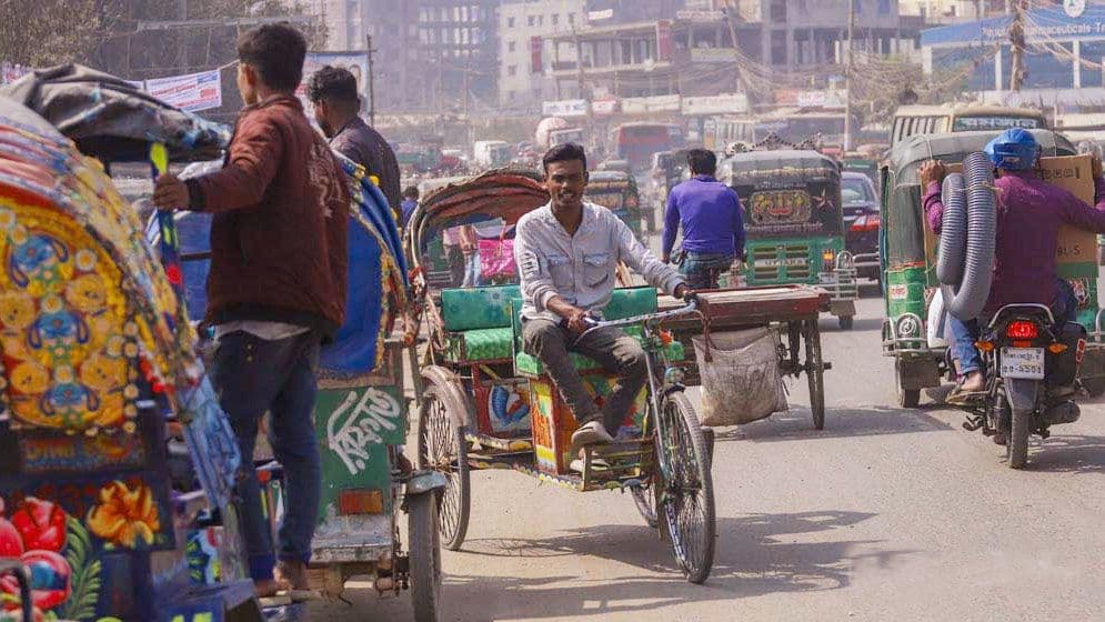 ব্যাটারিচালিত রিকশা চালু রাখার নির্দেশ প্রধানমন্ত্রীর