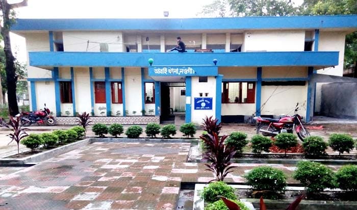 আত্রাইয়ে মটরসাইকেল নিয়ন্ত্রণ হারিয়ে দুই কিশোর নিহত