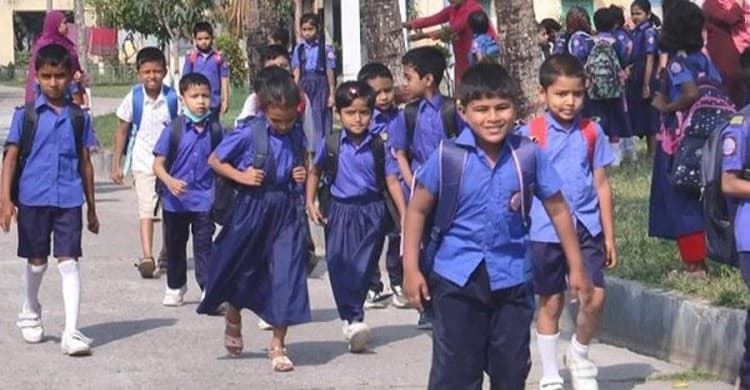 ঈদ-গ্রীষ্মের ছুটি শেষে আজ খুলল প্রাথমিক বিদ্যালয়