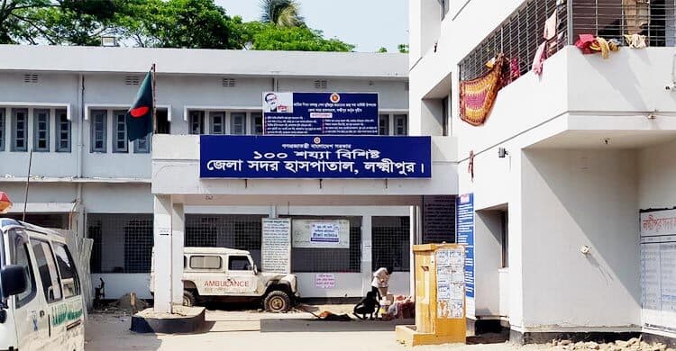 লক্ষ্মীপুরে বাসচাপায় নানা-নাতনি নিহত