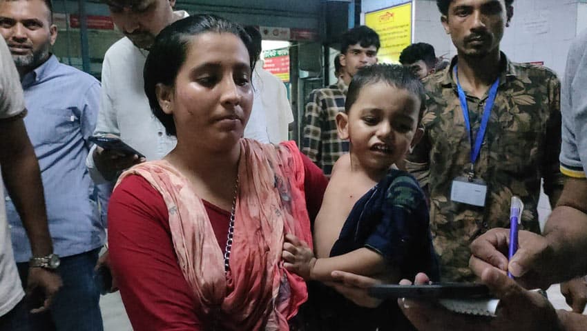 শনির আখড়া ও দনিয়ায় সংঘর্ষ, শিশুসহ গুলিবিদ্ধ ৬