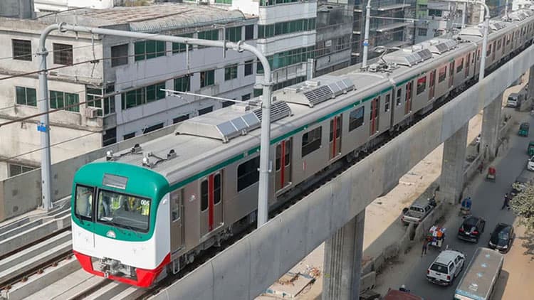 ৩ ঘণ্টা পর চালু হলো মেট্রোরেল
