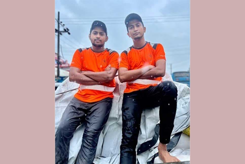 বাসা ছেড়ে পালাতে হয় তাসরিফকে, পেটানো হয় ড্রামার শান্তকে