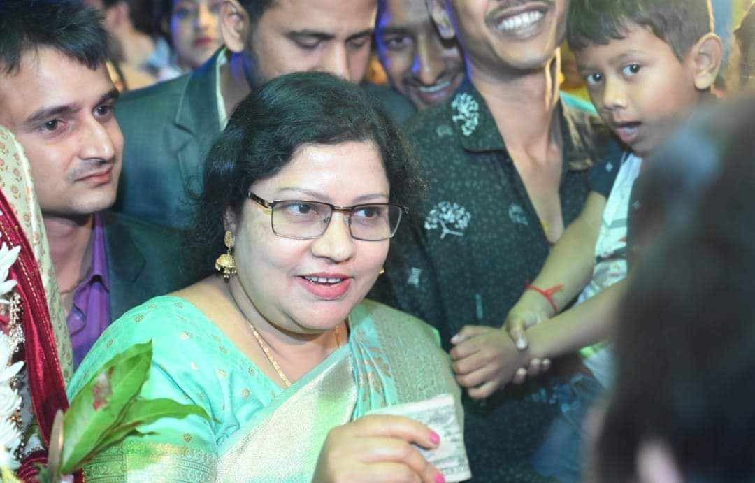 আয়া থেকে শত কোটি টাকার মালিক, মুক্তা রাণী