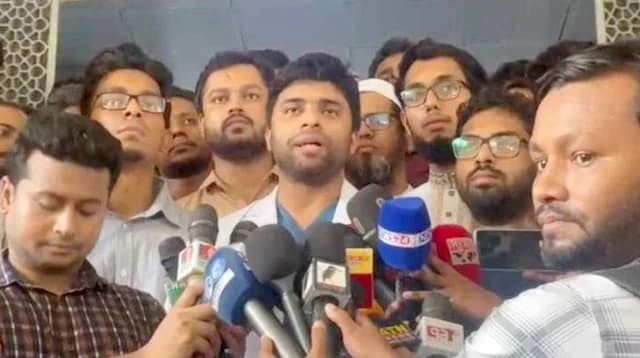 সারাদেশে চিকিৎসকদের কমপ্লিট শাটডাউন ঘোষণা
