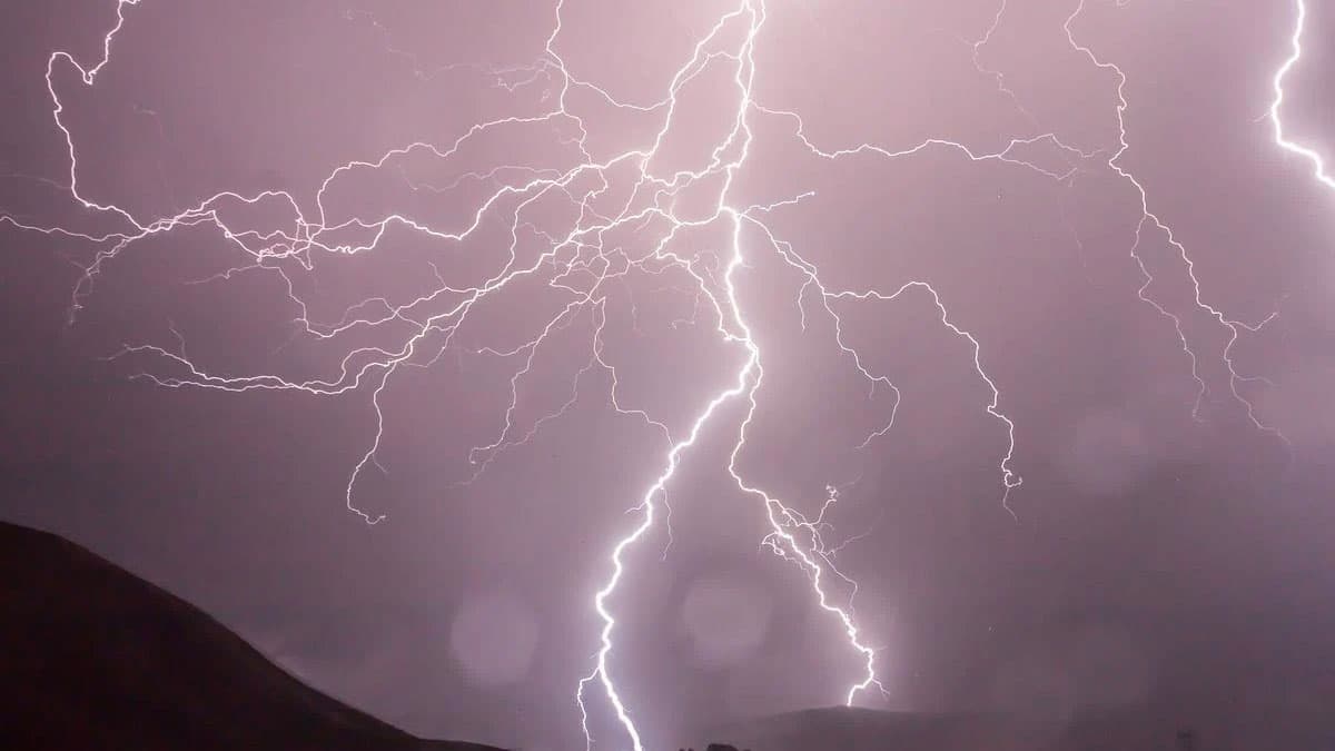 ওড়িশায় বজ্রপাতে অন্তত নিহত ১০