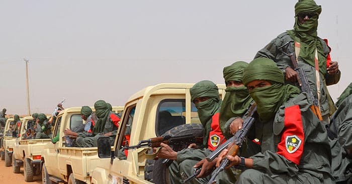 মালিতে নৌকা ও সেনাঘাঁটিতে হামলায় নিহত ৬৪