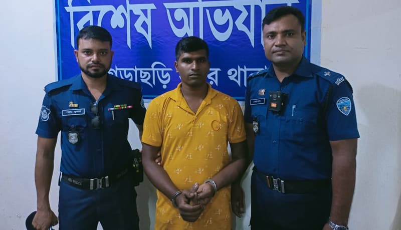খাগড়াছড়িতে ইয়াবা-গাঁজা সহ আটক ১